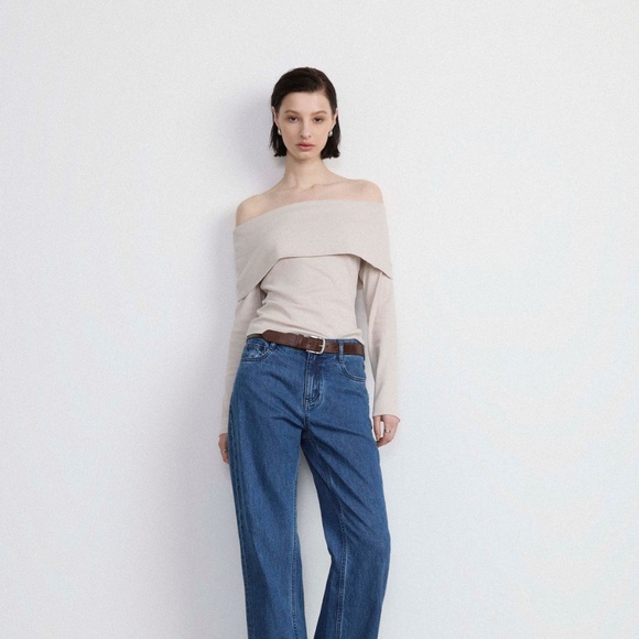 NWT Frank & Oak // The Off Shoulder Top in Creamy Grey - Picture 2 of 7